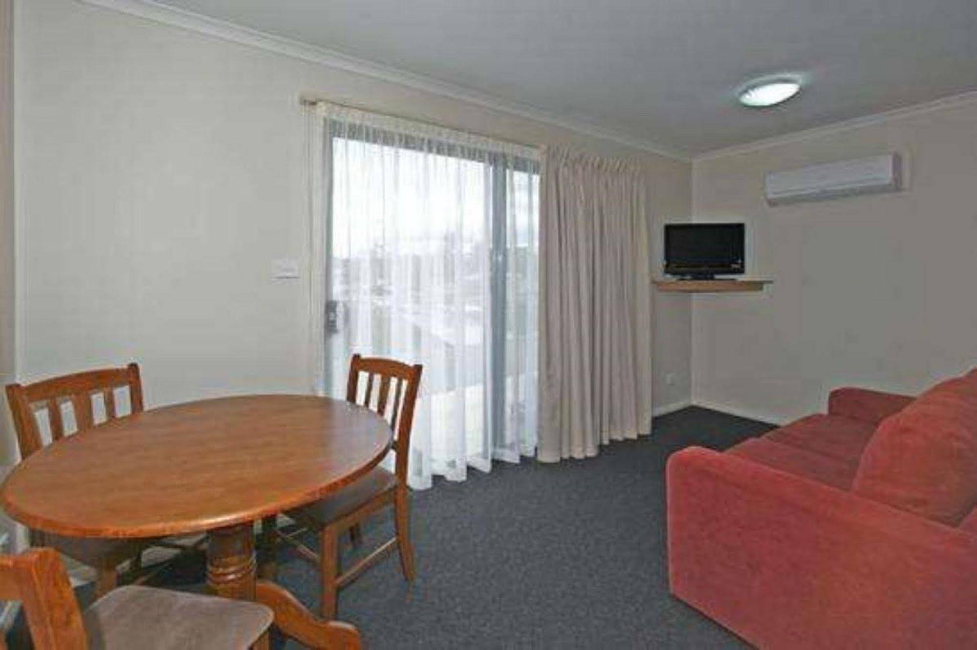 Big4 Hobart Airport Tourist Park Hotel Cambridge Exterior foto
